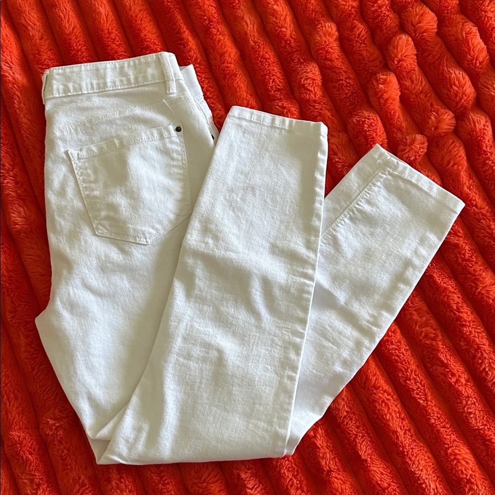Curve Appeal White skinny Jeans 8/29